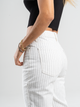 Ref: 069068 Pantalón mom flare,, tiro alto, tono ivory, con rayas