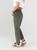 Ref: 069074 Pantalón mom fit, slim cropped, stretch, en corduroy, tiro alto, tono verde